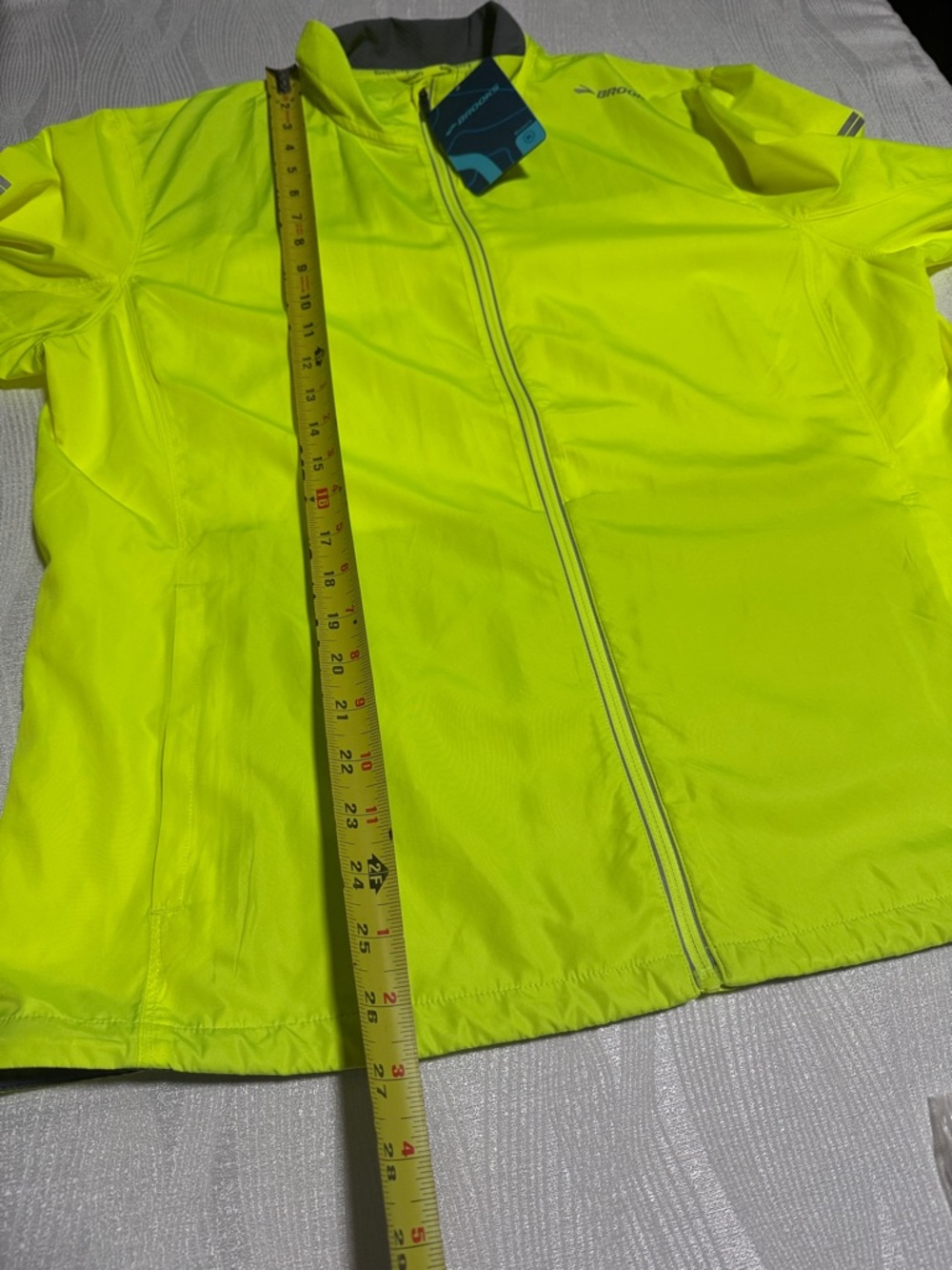 Brooks Neon Yellow Reflective Running Jacket - Picture 4 of 15